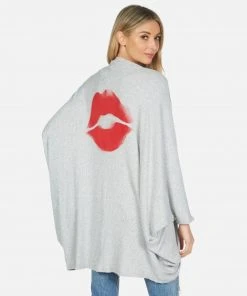 Lauren Moshi X Isla X Spray Kiss Collections 11 Lauren Moshi X Isla X Spray Kiss Collections