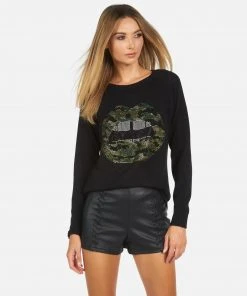 Lauren Moshi North Camo Lip