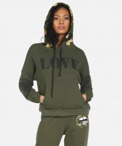 Lauren Moshi Melanie Camo Lip