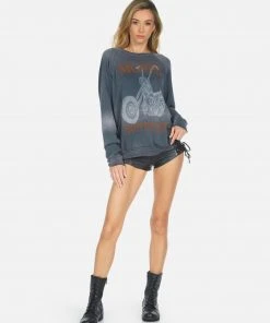 Lauren Moshi Anela Moshi Ride