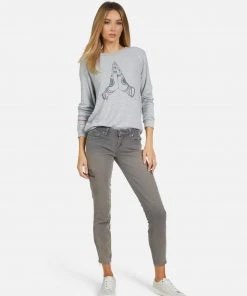 Lauren Moshi Everly Prayer Hands