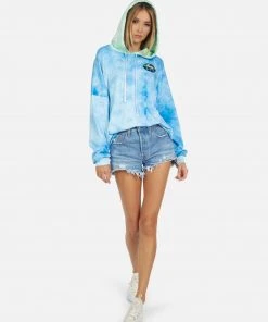 Lauren Moshi Lila World Peace Lips