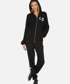 Lauren Moshi Aisha LA Star Shark