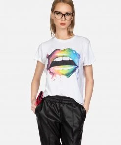 Lauren Moshi X Short Sleeve Edda Rainbow Smudge Lip 8 Lauren Moshi X Short Sleeve Edda Rainbow Smudge Lip