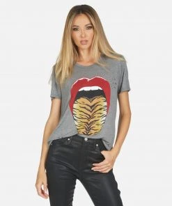 Lauren Moshi Capri Tiger Tongue Short Sleeve