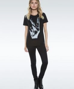 Lauren Moshi Short Sleeve Kelis Peace Hand