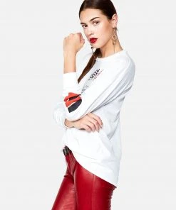 Lauren Moshi Lassie Racing Club