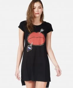 Lauren Moshi Mirabella Arrow Lip