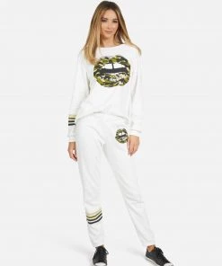 Lauren Moshi Gia Camo Lip