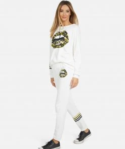 Lauren Moshi Gia Camo Lip