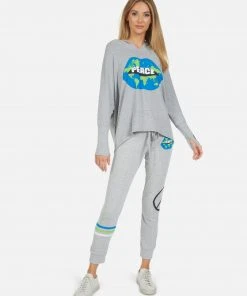 Lauren Moshi Kizzy World Peace Lips 25 Lauren Moshi Kizzy World Peace Lips