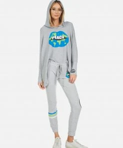 Lauren Moshi Kizzy World Peace Lips 22 Lauren Moshi Kizzy World Peace Lips