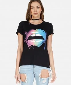 Lauren Moshi X Short Sleeve Edda Rainbow Smudge Lip 7 Lauren Moshi X Short Sleeve Edda Rainbow Smudge Lip