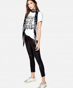 Lauren Moshi Wolf Girls Do It Better