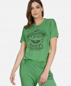 Lauren Moshi Wolf Go Away Oscar Short Sleeve