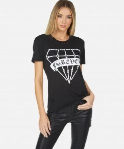 Lauren Moshi Wolf Bone Diamond