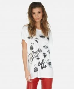 Lauren Moshi Wolf Blondie Short Sleeve