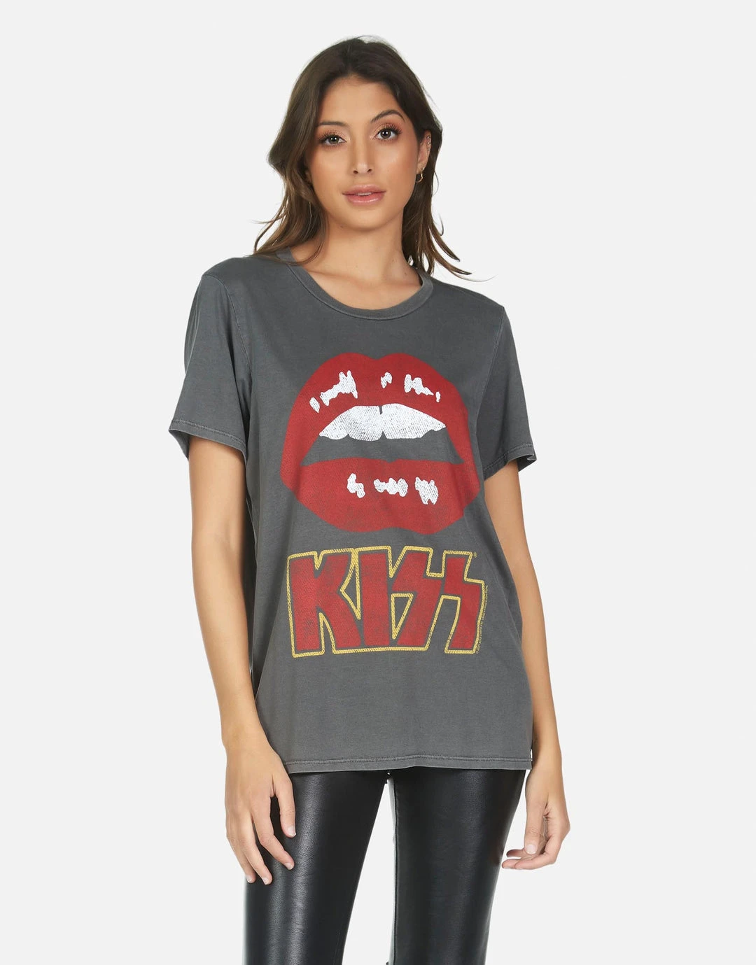 Lauren Moshi Wolf Kiss Lip 1 Lauren Moshi Wolf Kiss Lip