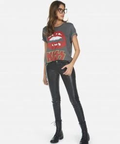 Lauren Moshi Wolf Kiss Lip 14 Lauren Moshi Wolf Kiss Lip