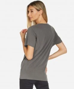 Lauren Moshi X Guns N' Roses Wolf Guns N' Roses