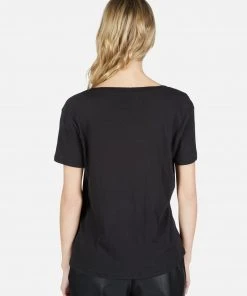 Lauren Moshi Myra XO Shh Lip