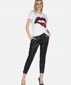 Lauren Moshi Edda Biting Lip