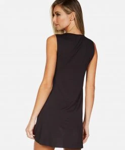 Lauren Moshi X Deanna Royal Skull Collections 6 Lauren Moshi X Deanna Royal Skull Collections