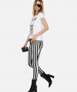 Lauren Moshi X Motley Crue Short Sleeve Wolf Too Fast For Love 18 Lauren Moshi X Motley Crue Short Sleeve Wolf Too Fast For Love